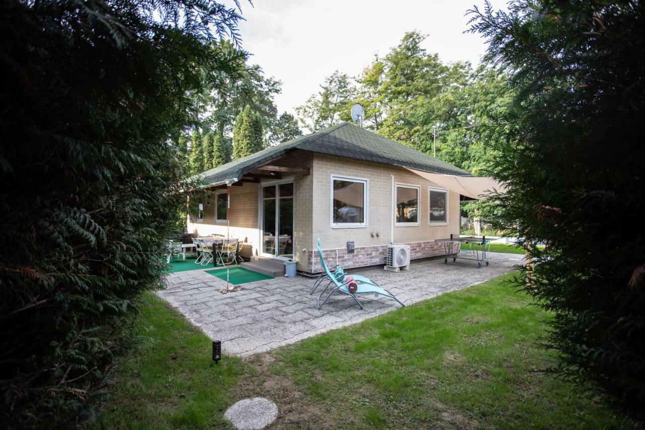 Szamóca Vendégház Horány télen nyáron Szigetmonostor Exterior foto