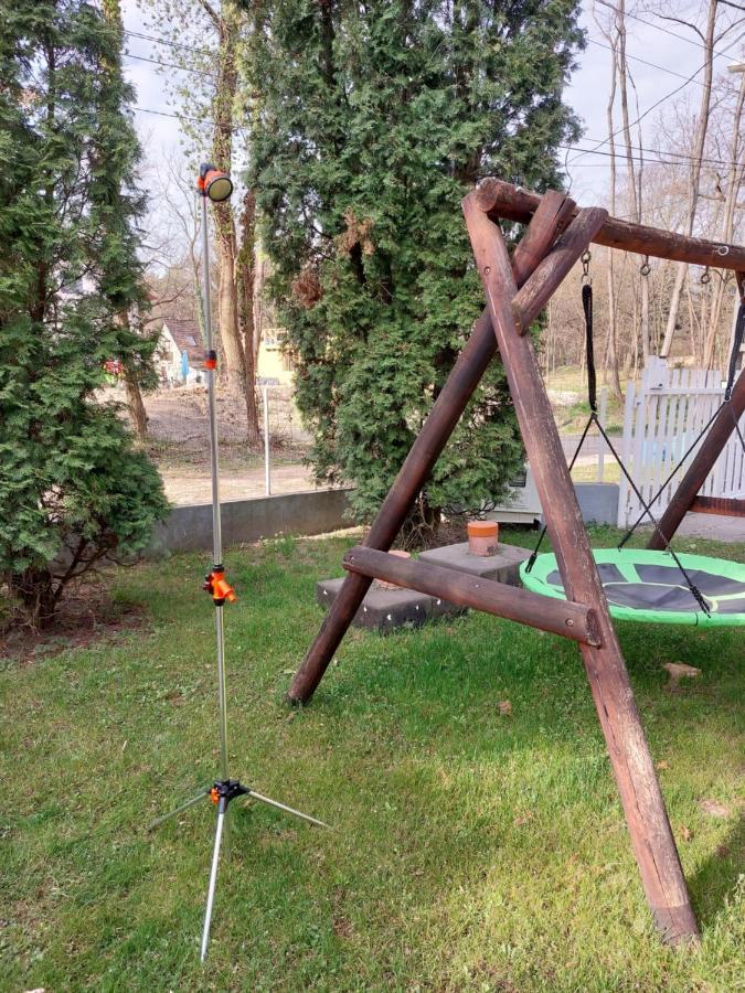 Szamóca Vendégház Horány télen nyáron Szigetmonostor Exterior foto