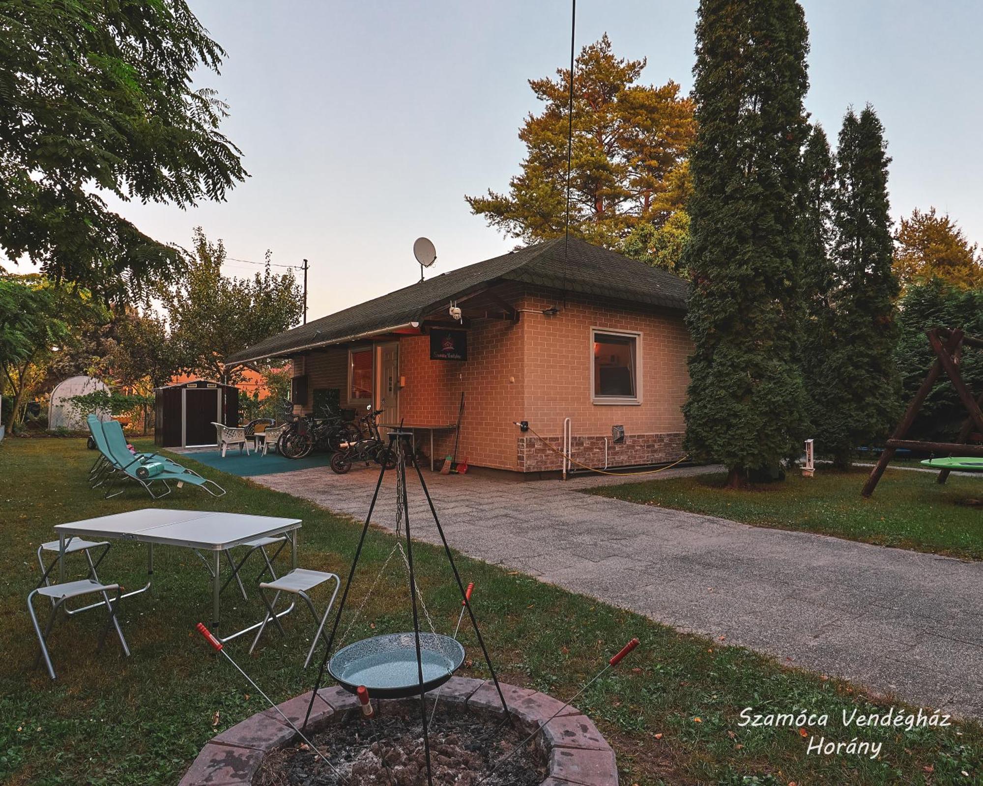 Szamóca Vendégház Horány télen nyáron Szigetmonostor Exterior foto